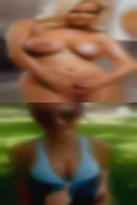 I'm a nude girls aspiring guitarist.
